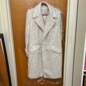 Elegant White Women's Coat